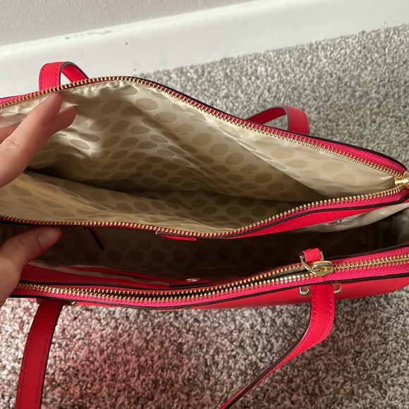 Kate Spade ♠️ 🌺 - Picture 3 of 4